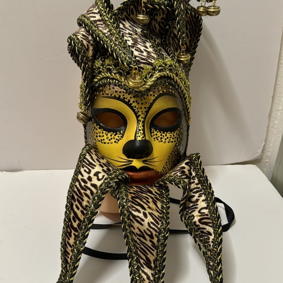 2 Vintage Elegant Venetian Masquerade Mask - Picture 3 of 15